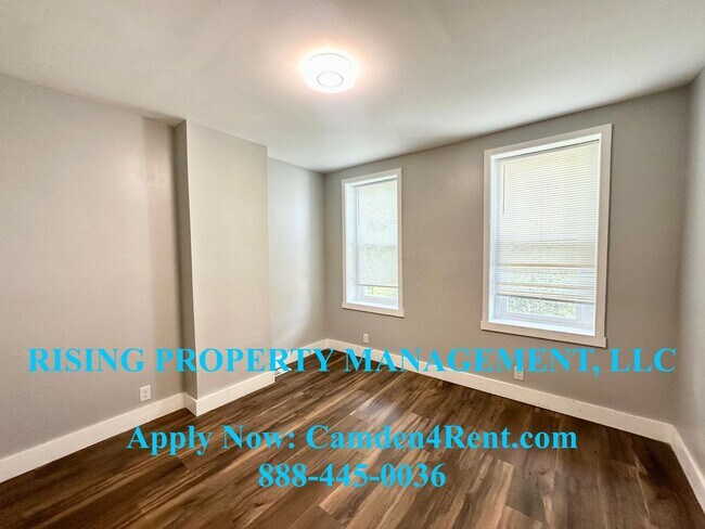 Photo - 716 Royden St Unit B