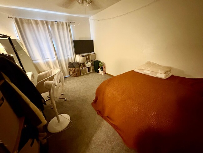 Photo - Large 5 BR/5bath Great Location!