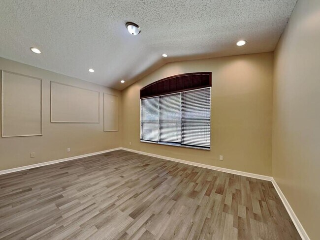 Photo - 7610 NW 20th Dr