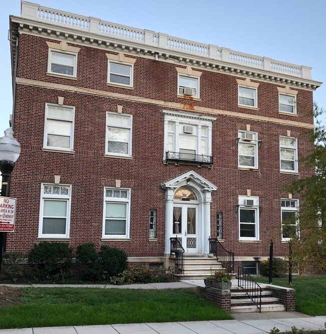 Photo - 3501 N Charles St Unit 3A