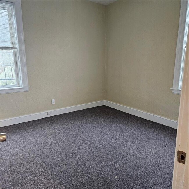 1184 Atwood Ave Apartment Johnston, RI