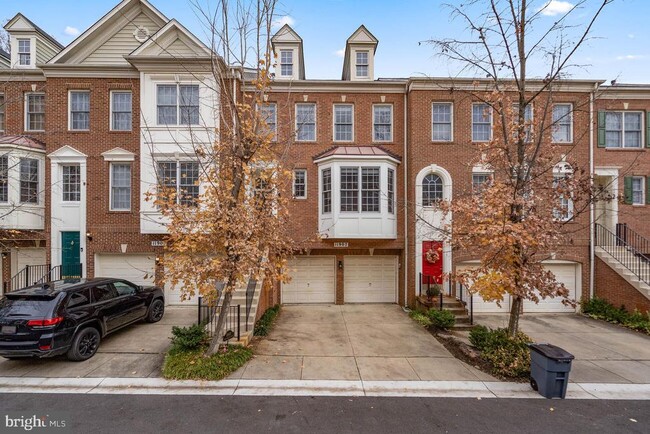 Photo - 11907 Grey Hollow Ct Townhome