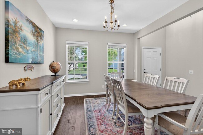 Photo - 815 S Haines Cir