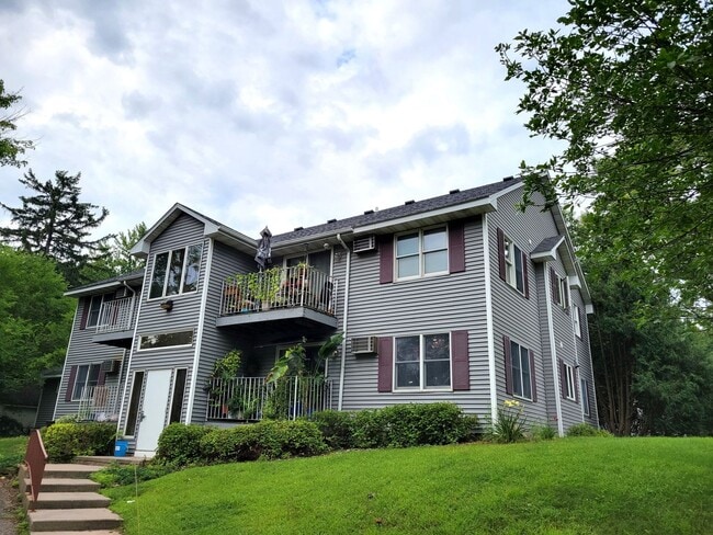 Photo - 120 Lewis St Unidad 4