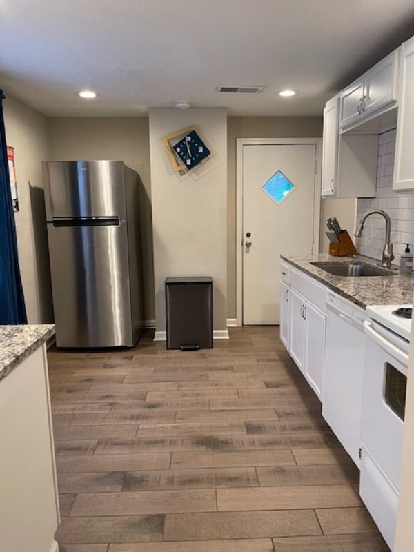 Photo - 4215 Wyoming St