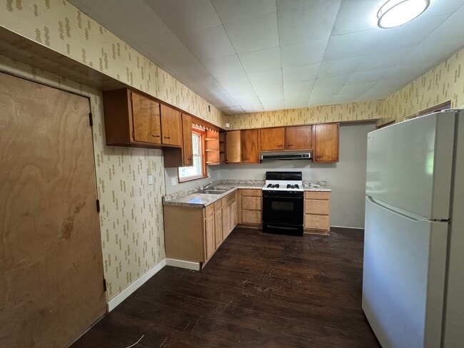 Photo - Duquesne 2 Bedroom 1 Bath House, Yard