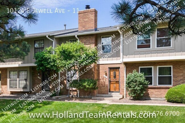 10124 E Jewell Ave