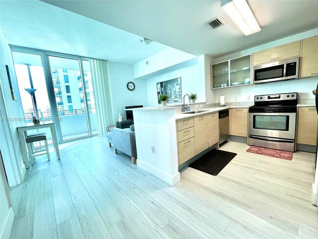 Photo - 350 NE 24th St Unit 709