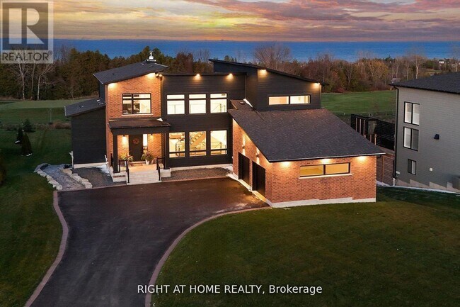 Photo - 101 Sladden Ct
