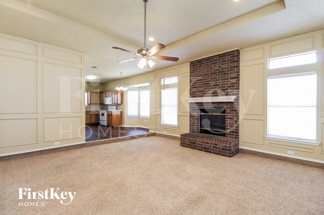 Photo - 705 Running Creek Dr