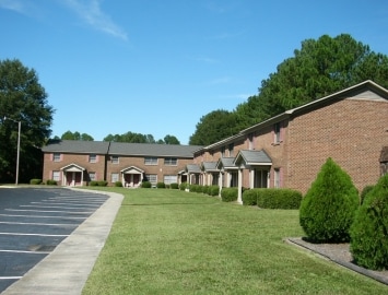 Oakmont Square Apartments - Oakmont Square Apartments