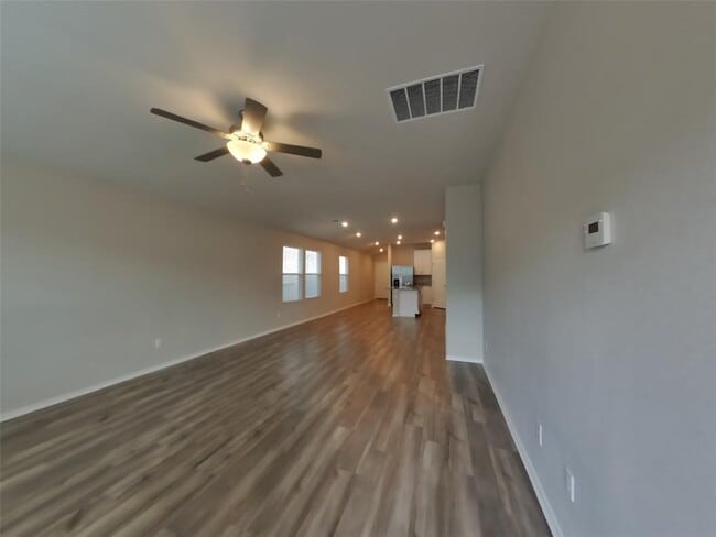 Photo - 3528 Stride Ln