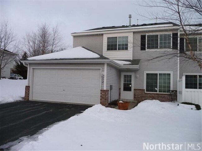 Building Photo - 2127 Grenadier Ave N Rental