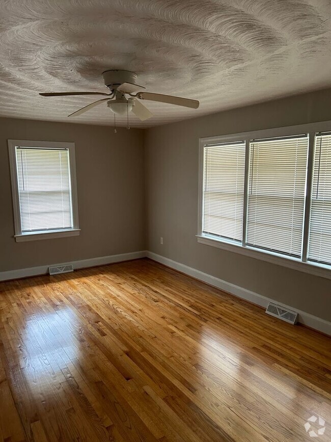 Building Photo - 1145 Brownview Dr Rental
