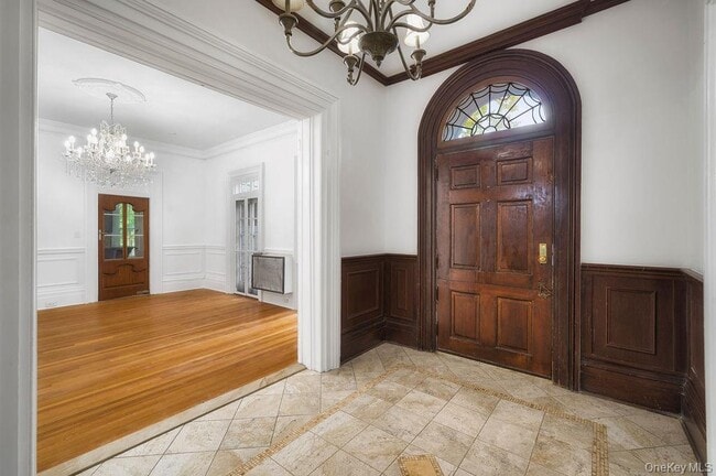 Photo - 1146 North Ave