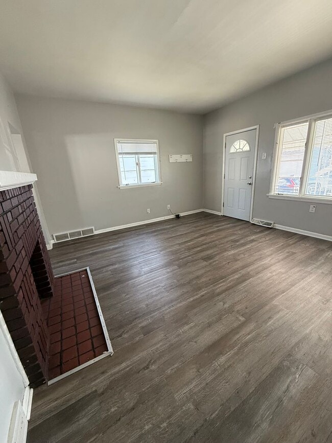 Photo - 3 Bed 1 Bath- Rochester PA