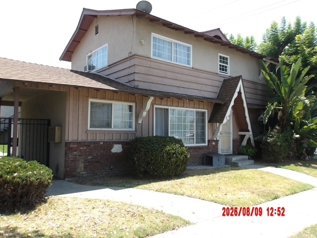 Front of Building - 10040 Pomering Rd Unidad #E