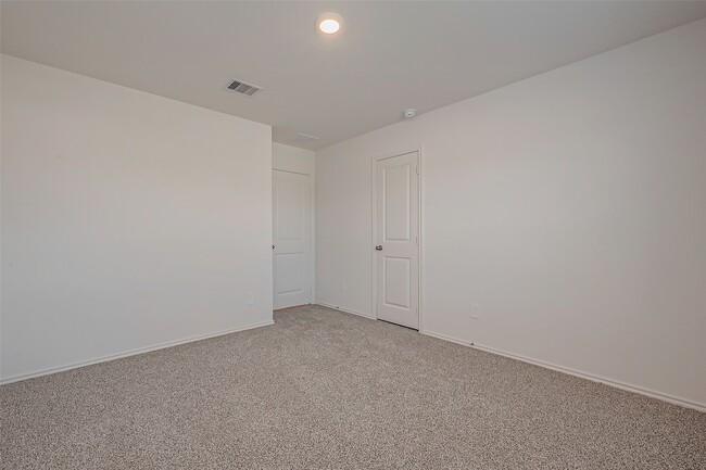 Building Photo - 2914 Bur Lndg Ln