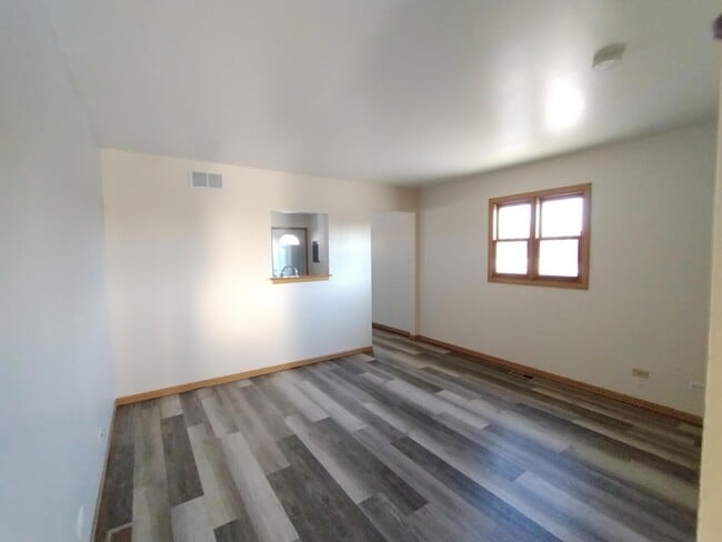 Photo - 221 N Broad St