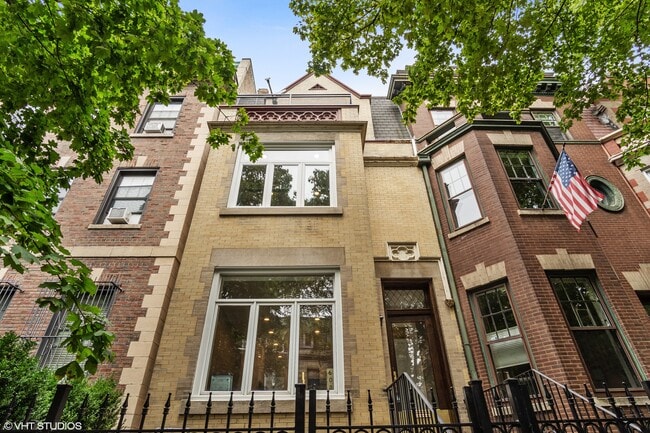 Building Photo - 608 W Arlington Pl Unit 1