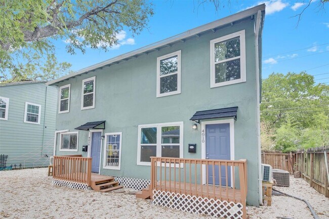 Building Photo - 4010 Speedway Unit D