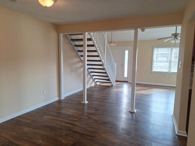 Photo - 38 Parkway Dr