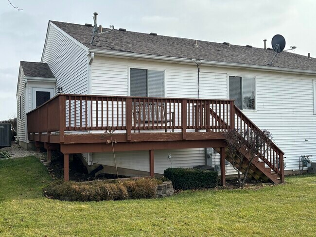 Photo - 559 Sandy Ct