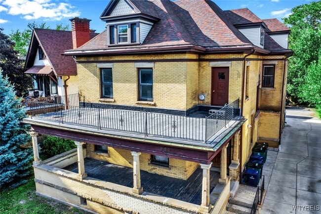 Photo - 522 W Ferry St Apartment