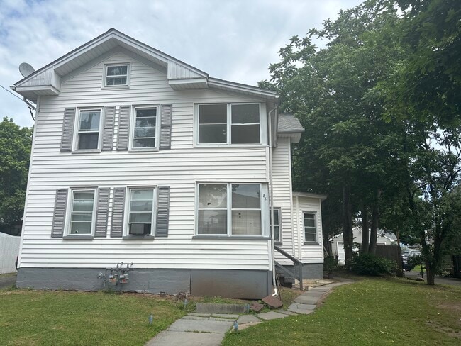 Building Photo - 86 N 1st St Unit 2