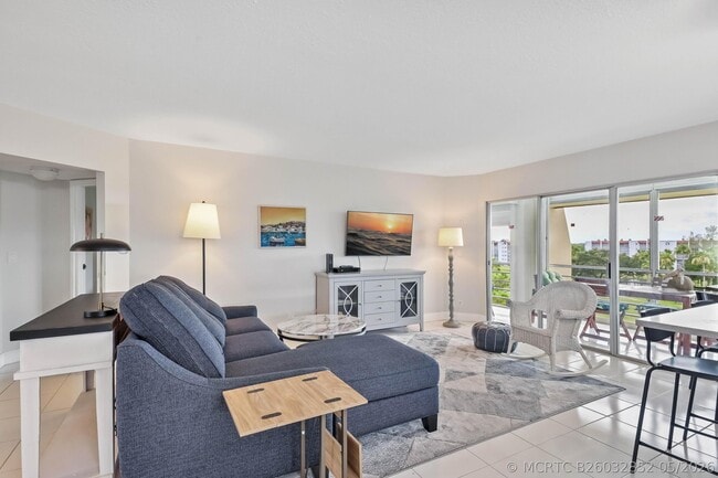 Photo - 3661 Via Poinciana Unit 616