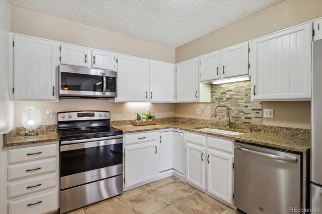 Photo - Spacious 2BD, 2BA Condo with Bonus Flex Room