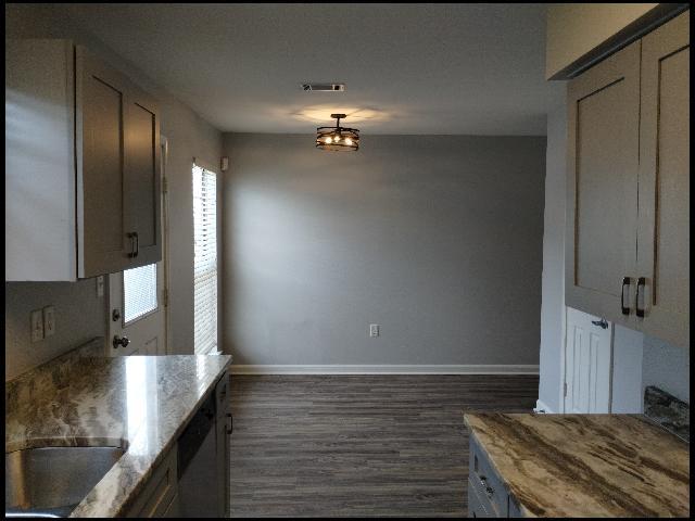 Photo - 220 Gamble Rd