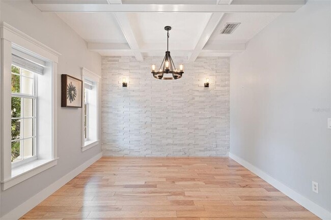 Photo - 5362 Chatas Ln