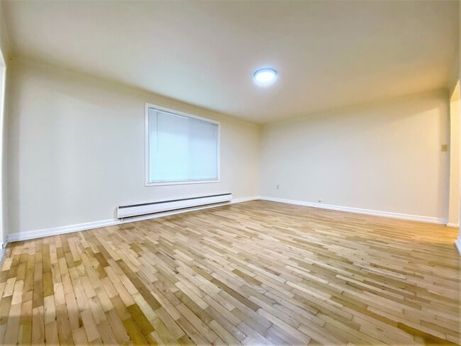 Photo - Old Towne Apartments