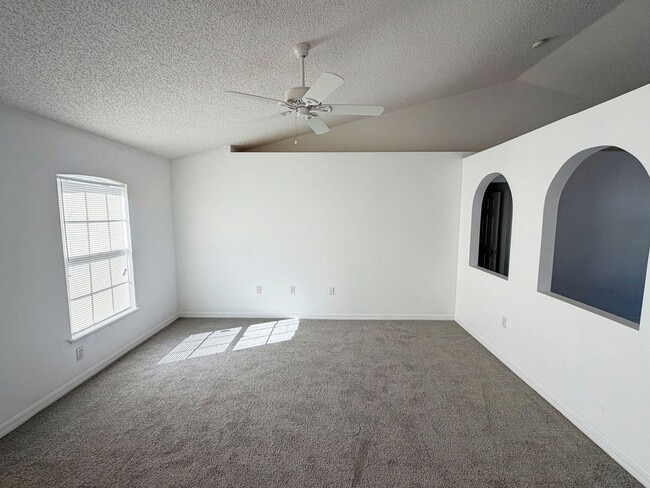 Photo - Beautiful 3 Bedroom, 2 Bathroom Home with Upgrades Throughout