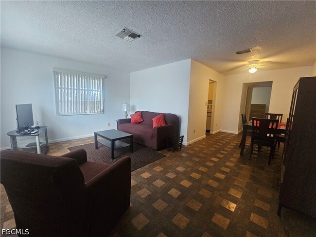 Photo - 34 Desert Candle Cir