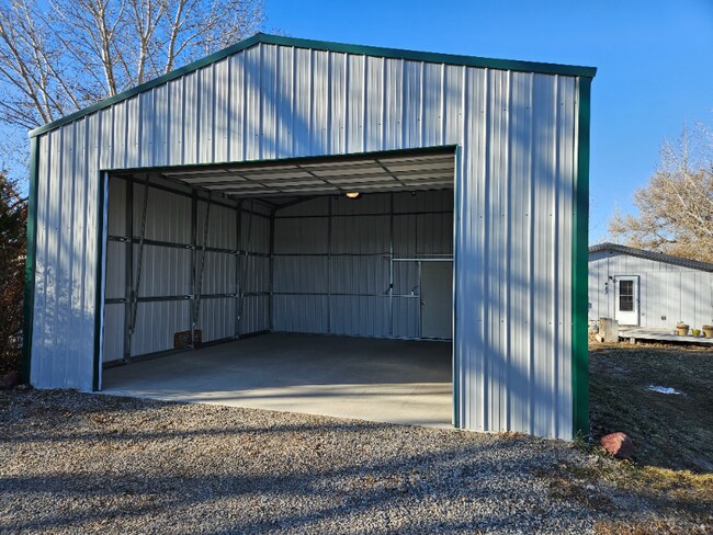 Photo - 413 W Front St