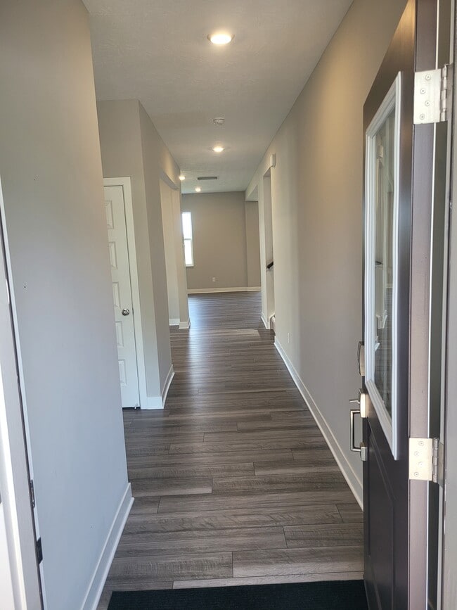 Photo - 1381 Turner Trace Pl S