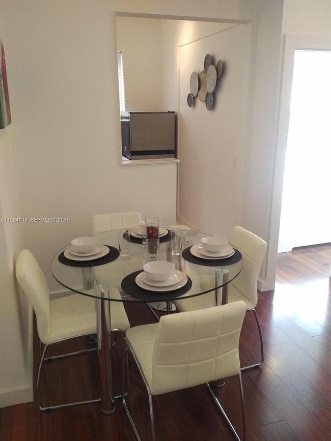 Photo - 750 Jefferson Ave Unit 7