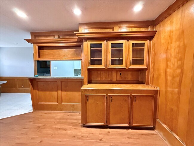 Photo - 9002 Sabastian Dr