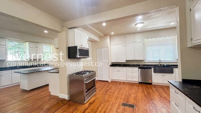 Photo - 128 E Summit Ave