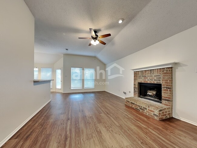 Photo - 219 Dartmouth Dr