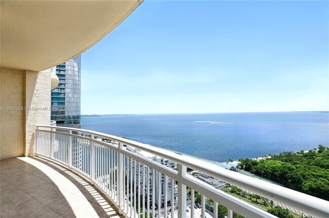 Building Photo - 2475 Brickell Ave Unit 2610 Rental