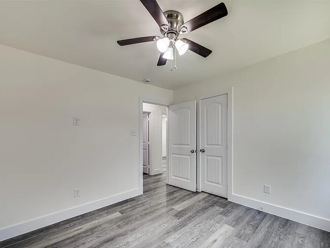 Photo - 1802 SW 3rd St