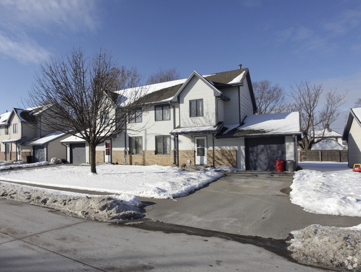 Photo - Anathoth Townhomes