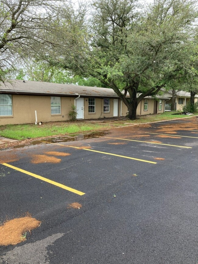 Photo - Canton TX Apartments Unit 300