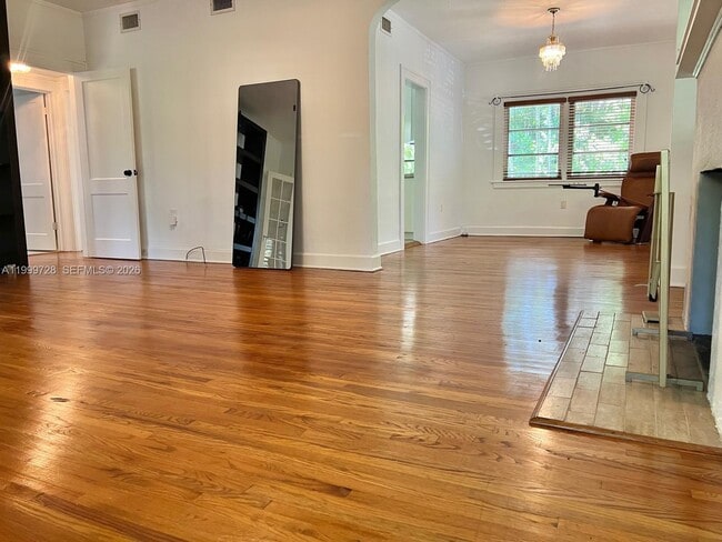 Photo - 119 Cadima Ave