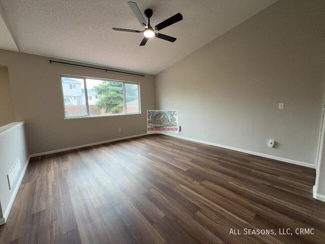 Photo - 5921 Fossil Dr