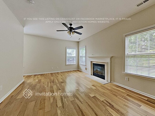 Photo - 8670 Brook Glen Ln