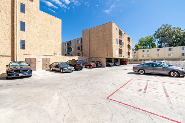 Parking - The Benezra Family Limited Partnership 2 LP